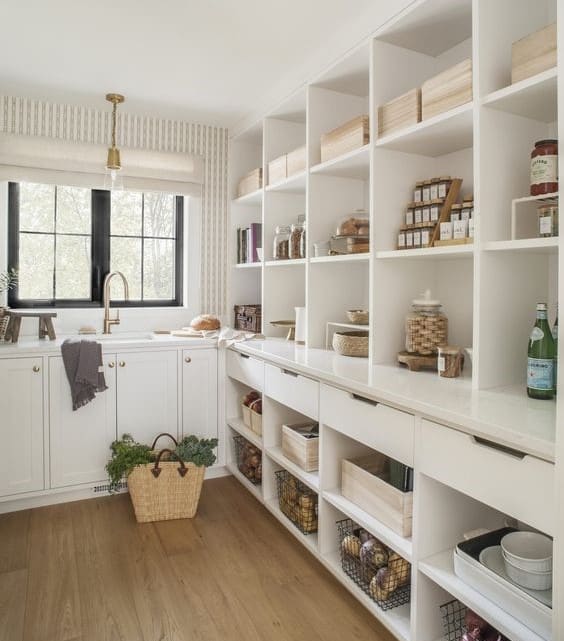 What Is A Butler’s Pantry and Why Do You Need One?