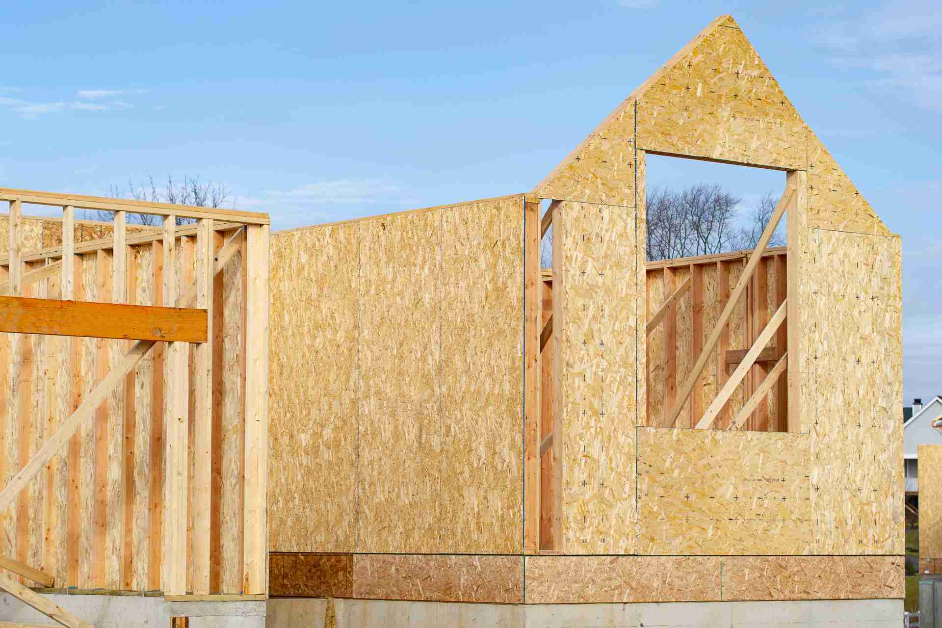 house frame under construction